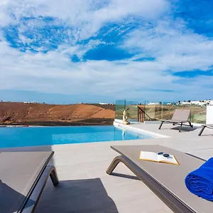 Papaya Villa